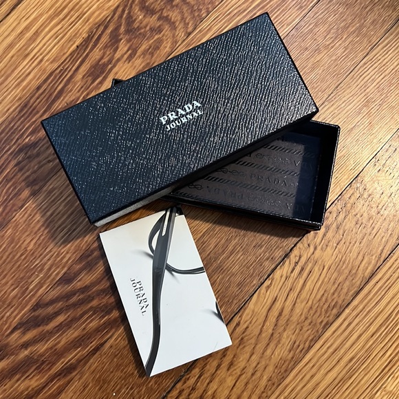 Authentic Prada green eyeglasses w/ prescription lens inside - Picture 8 of 8